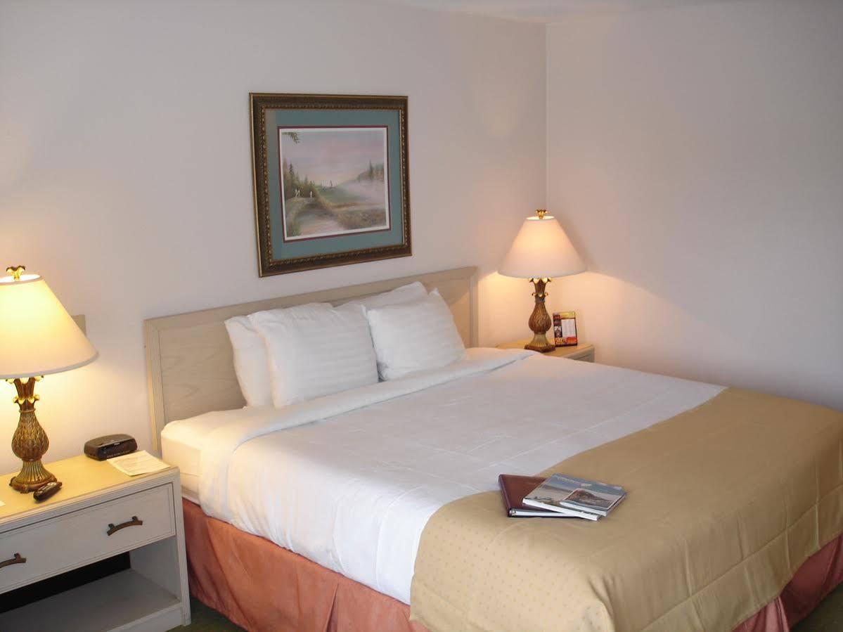 Four Points By Sheraton Myrtle Beach Socastee Exterior photo