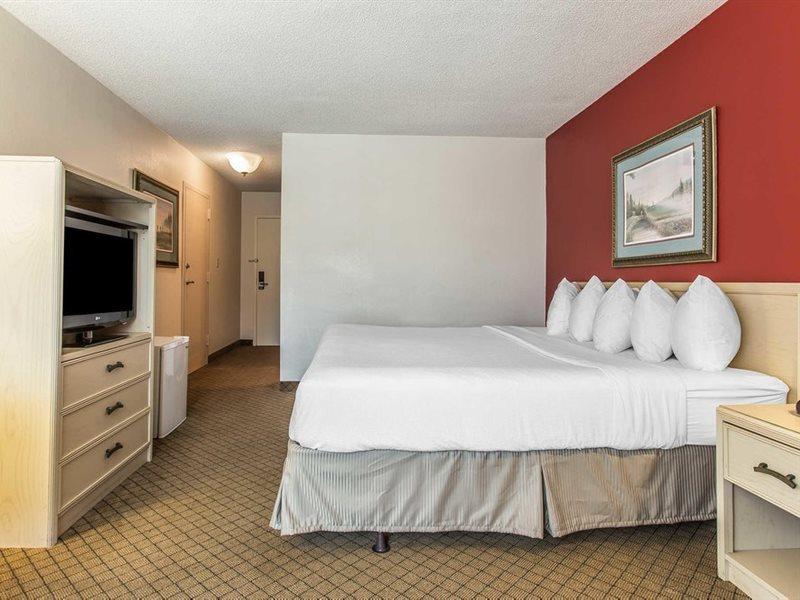 Four Points By Sheraton Myrtle Beach Socastee Exterior photo