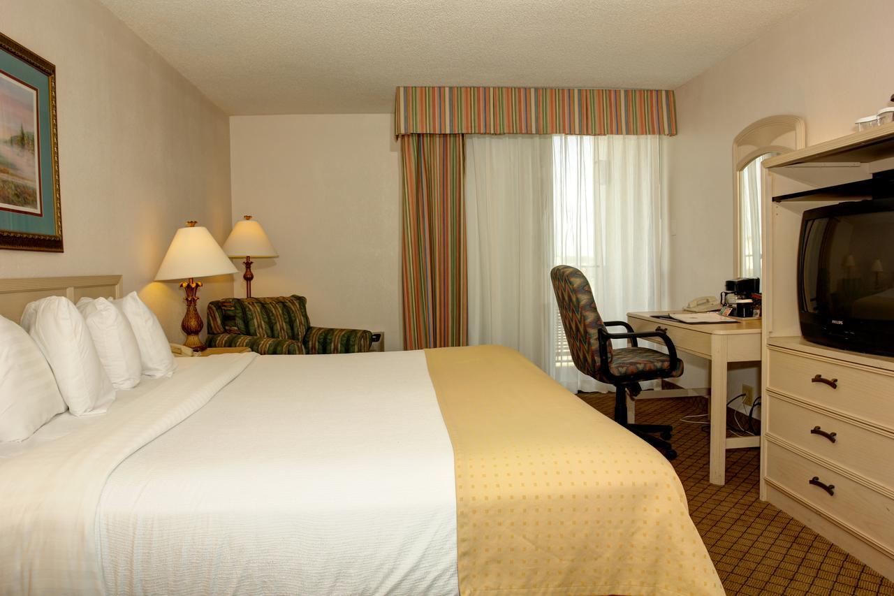 Four Points By Sheraton Myrtle Beach Socastee Exterior photo