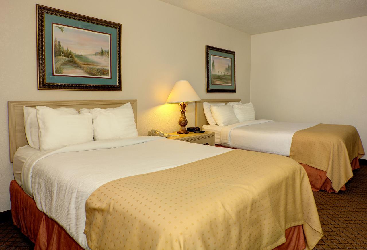Four Points By Sheraton Myrtle Beach Socastee Room photo