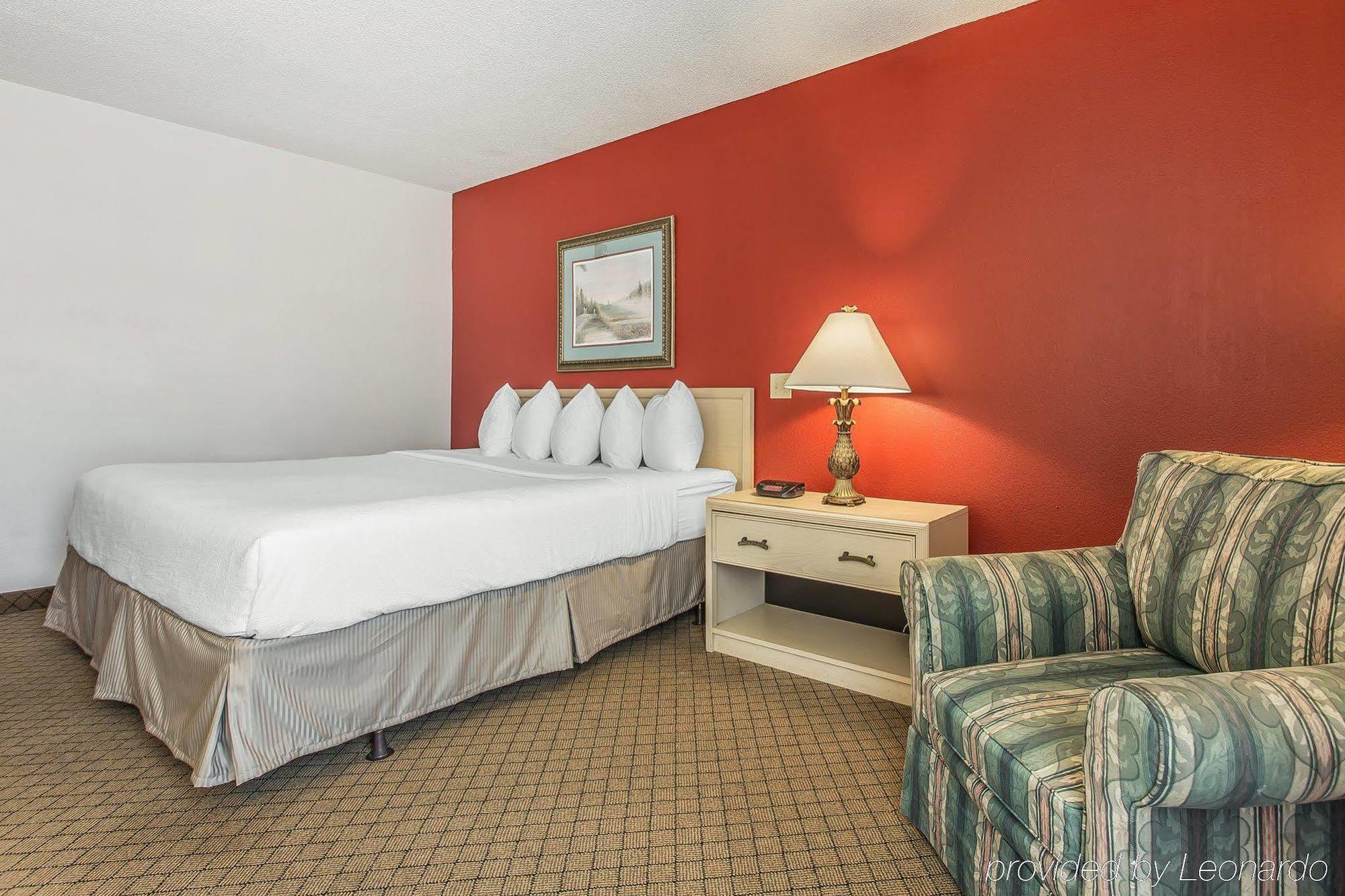 Four Points By Sheraton Myrtle Beach Socastee Exterior photo