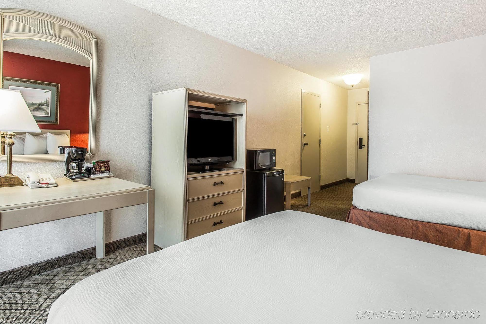 Four Points By Sheraton Myrtle Beach Socastee Exterior photo
