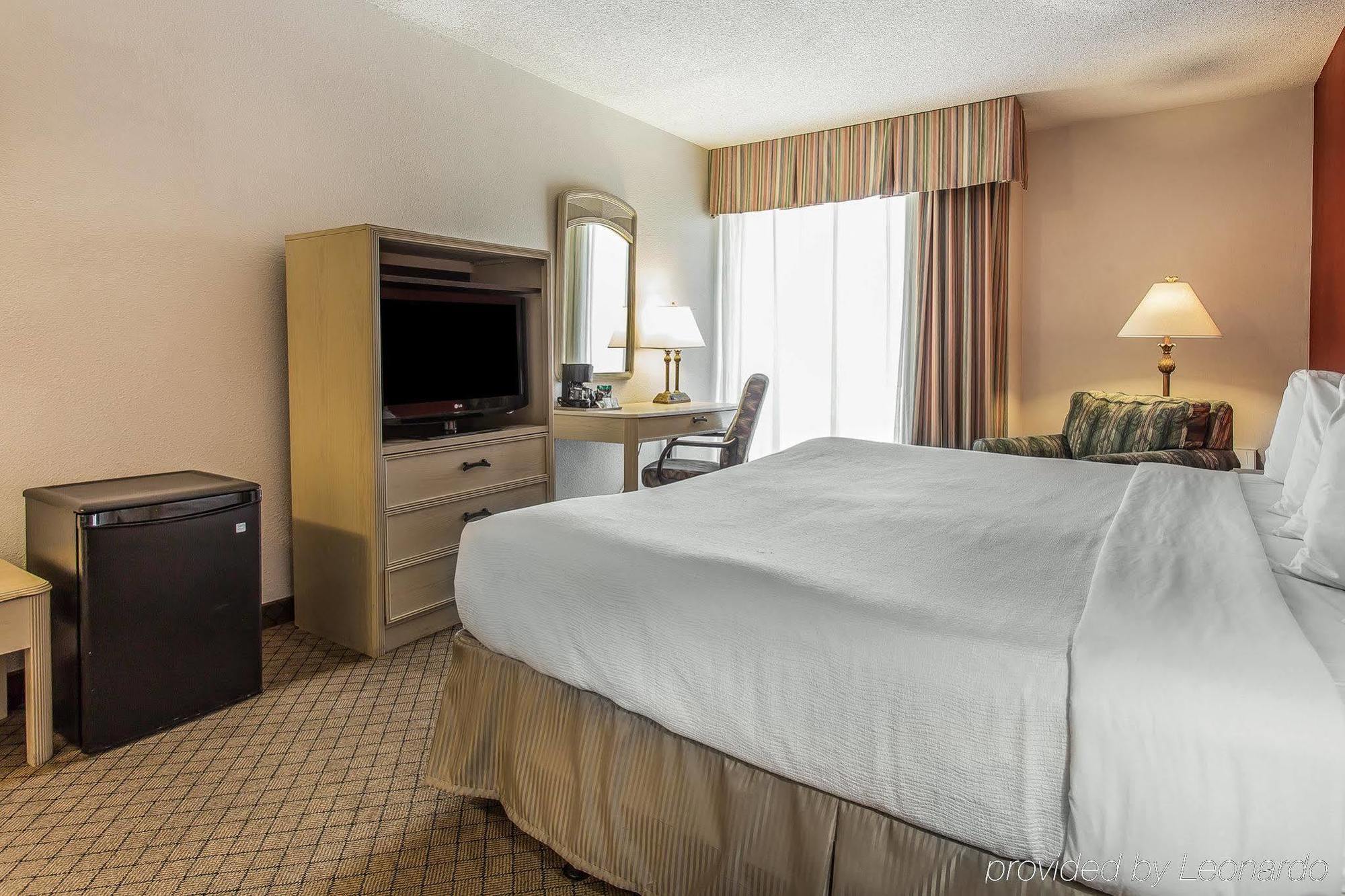 Four Points By Sheraton Myrtle Beach Socastee Exterior photo