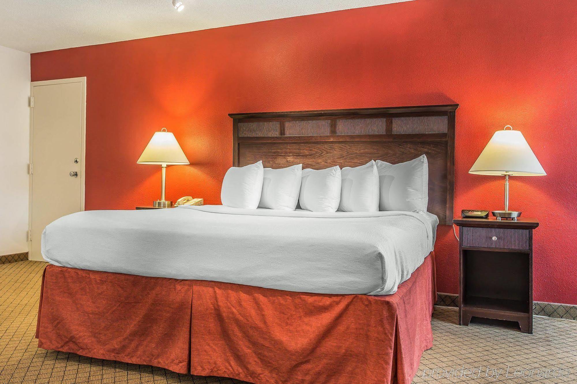 Four Points By Sheraton Myrtle Beach Socastee Exterior photo