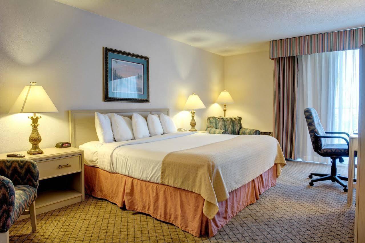 Four Points By Sheraton Myrtle Beach Socastee Exterior photo